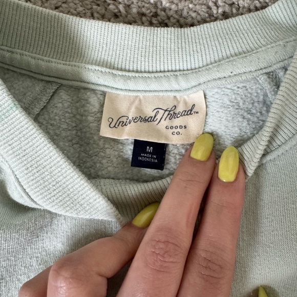 Universal Thread Sweatshirt - Picture 6 of 7